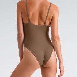Silky Seamless Low Back Camisole